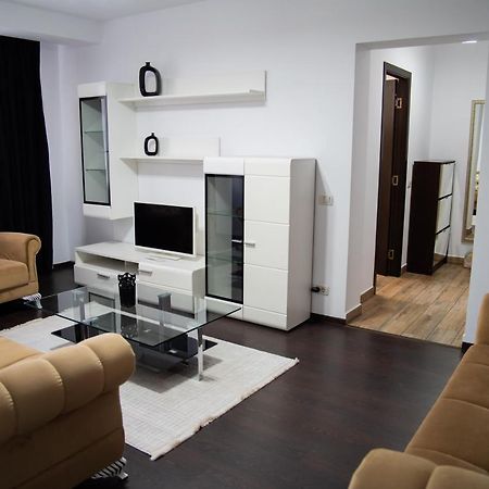 Ultracentral Golden Apartament 2 Suceava Eksteriør billede