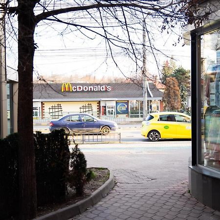 Ultracentral Golden Apartament 2 Suceava Eksteriør billede