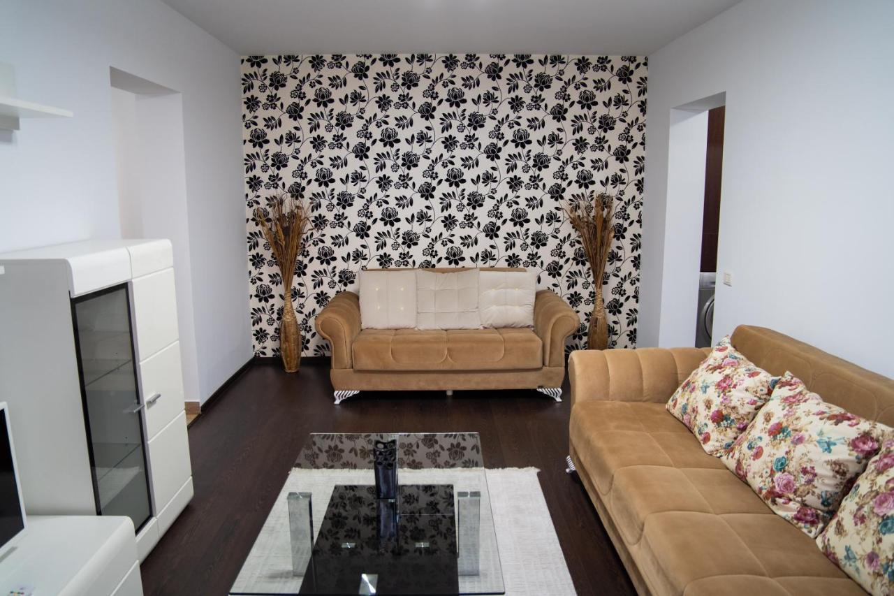 Ultracentral Golden Apartament 2 Suceava Eksteriør billede