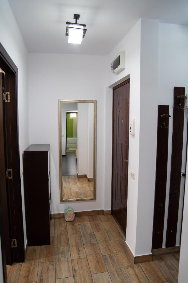Ultracentral Golden Apartament 2 Suceava Eksteriør billede