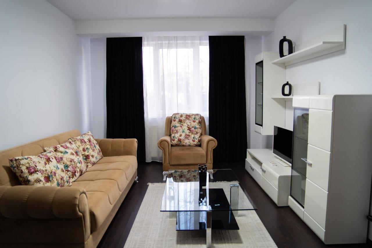 Ultracentral Golden Apartament 2 Suceava Eksteriør billede