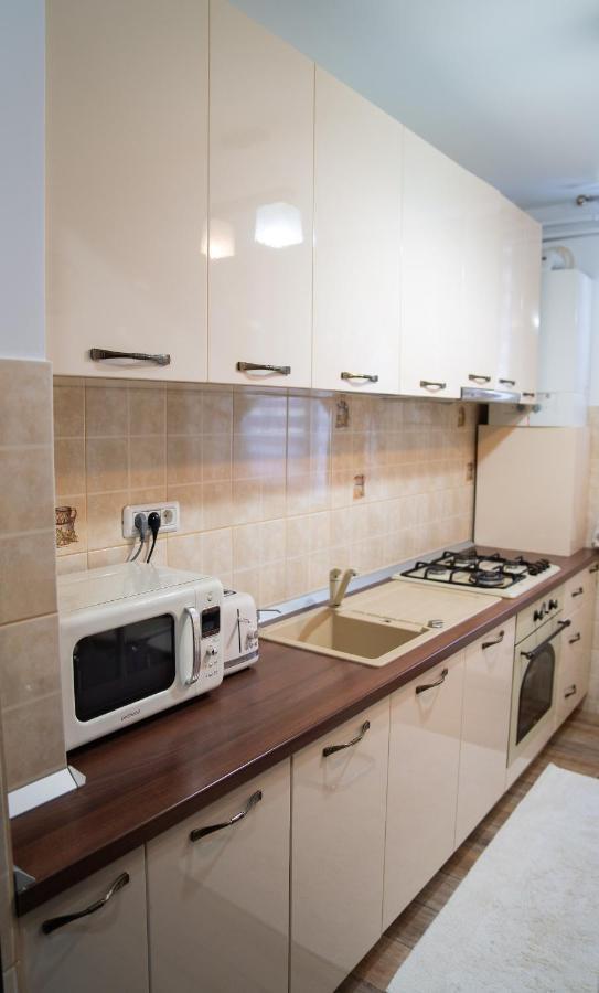Ultracentral Golden Apartament 2 Suceava Eksteriør billede